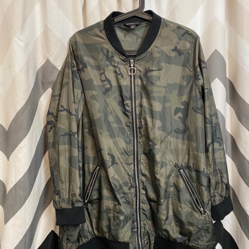 Rock and republic camouflage windbreaker jacket